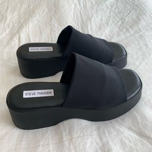 New Steve Madden Platform Sandals Slip Ons